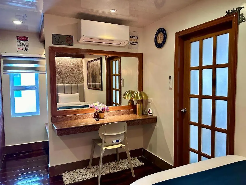 Blueberry Tourist Hotel Davao 3*,